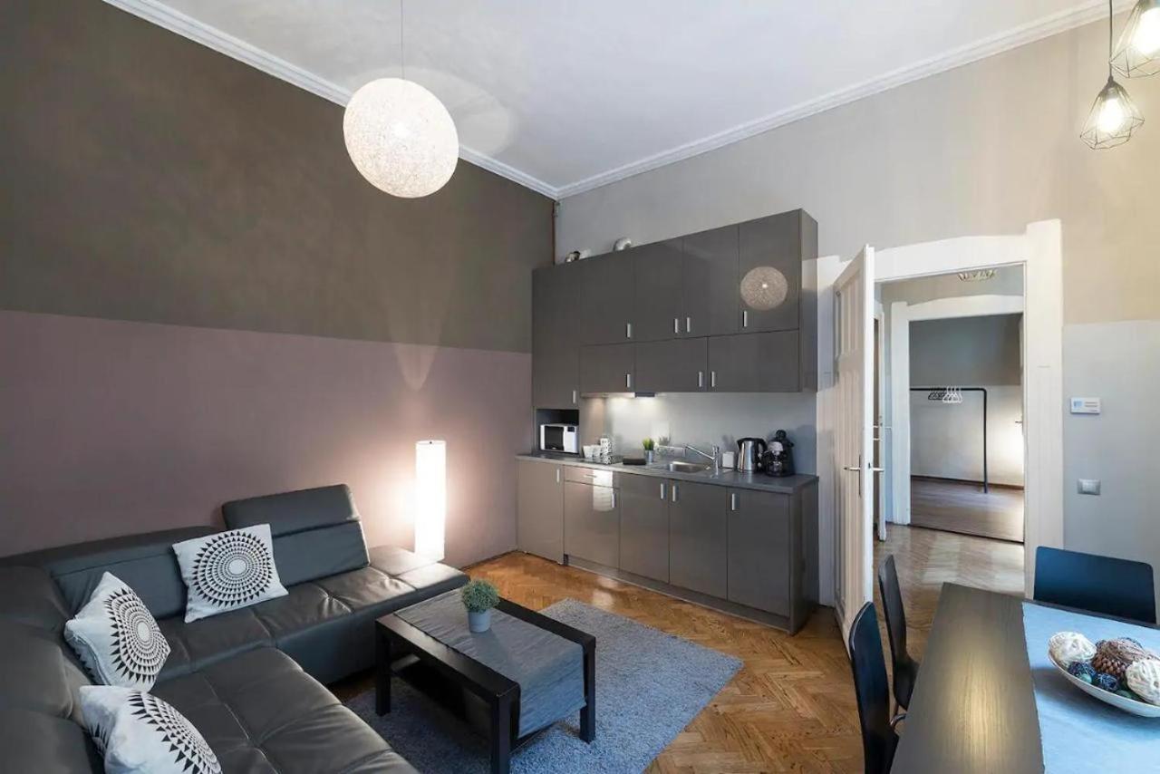 Vaci Street Apartments Boedapest Buitenkant foto